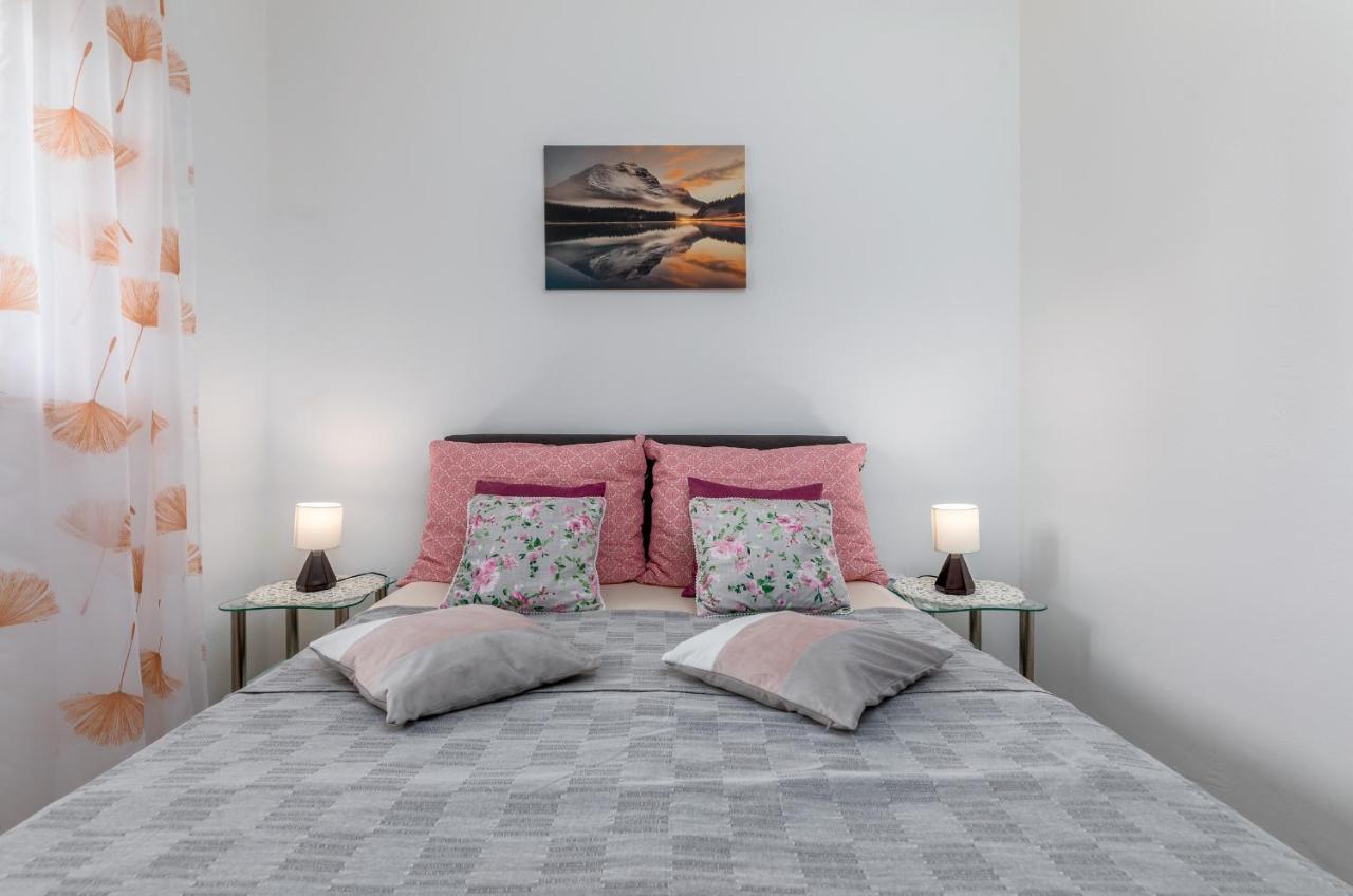 Apartmani Magdalena Pula Dış mekan fotoğraf